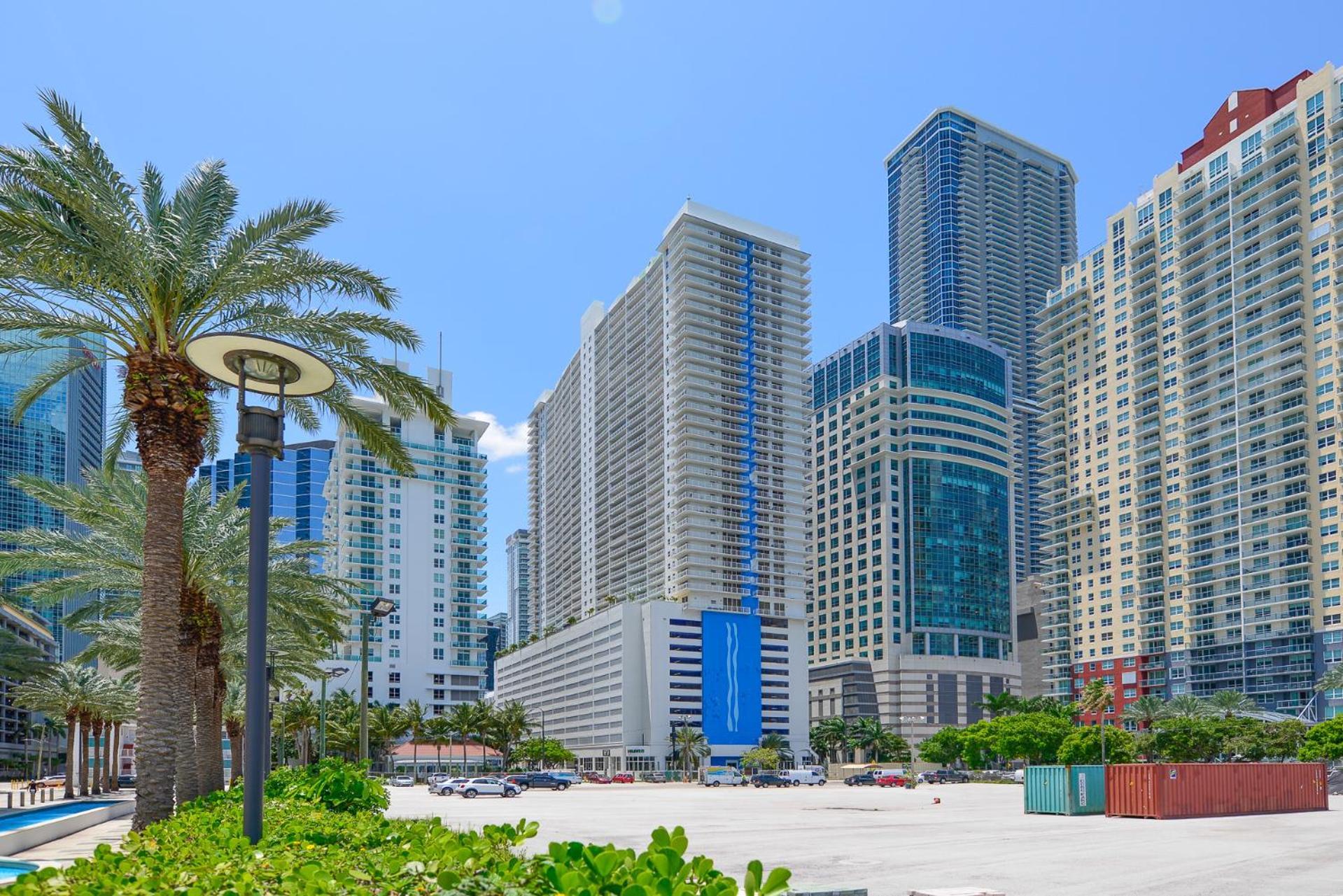 Wonderful Condo In The Heart Of Brickell With Pool Miami Eksteriør billede